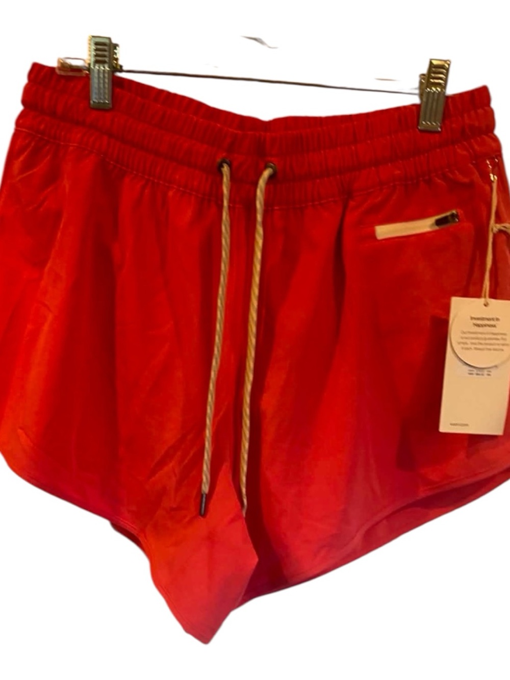 NWT Vuori Clementine 2.0 short 4” SUNSET PINK Size M - Picture 4 of 5
